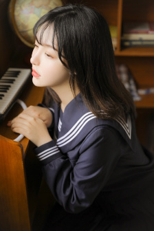 田丸麻纪子